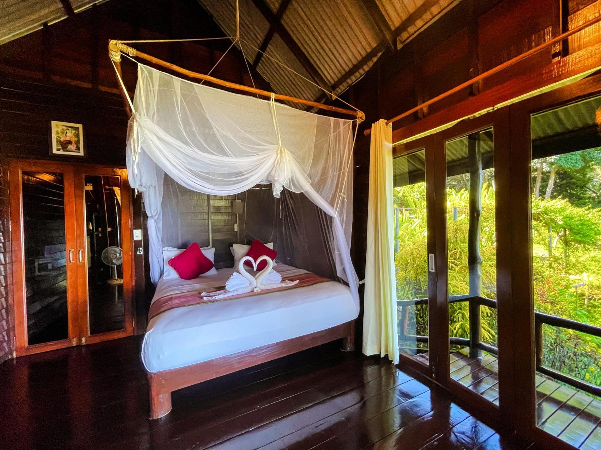 Bed and Breakfast Hillhouse - Koh Yao Noi Екстер'єр фото
