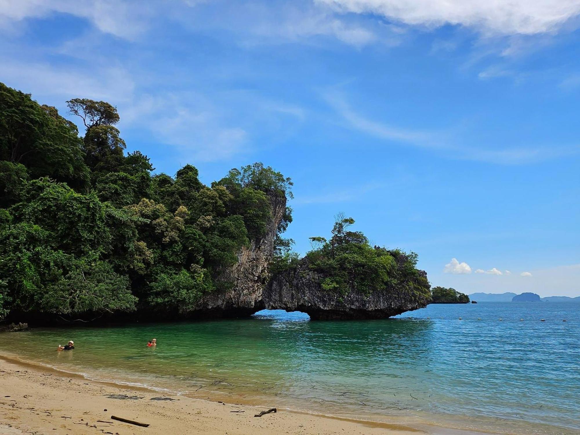 Bed and Breakfast Hillhouse - Koh Yao Noi Екстер'єр фото